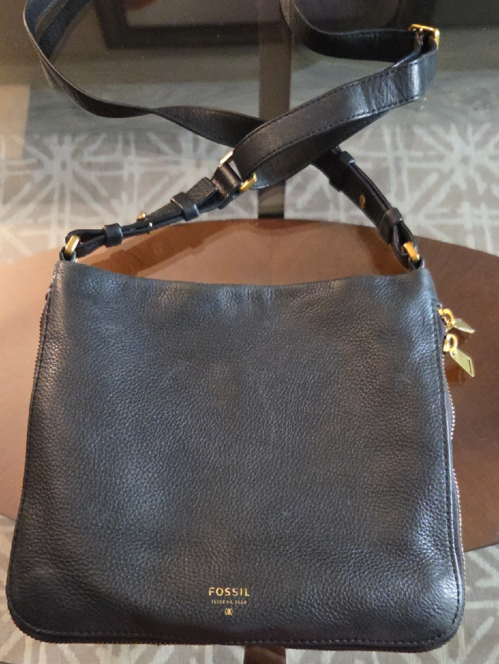 FOSSIL-Cow Leather